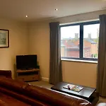 Vikings Two Bedroom Apartment With Free Parking.